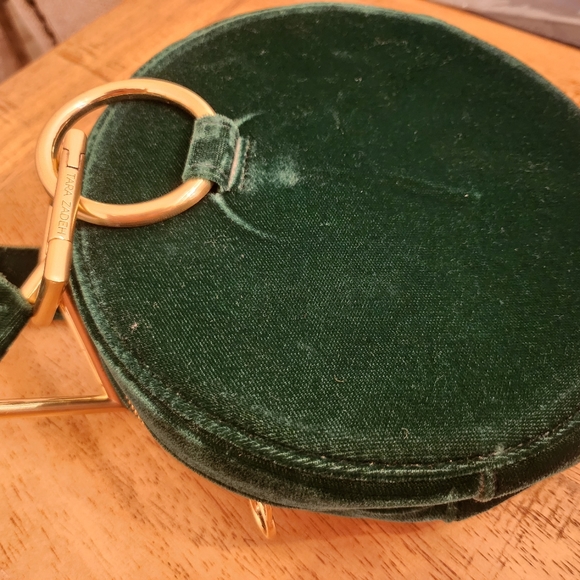 Tara Zadeh suede green clutch - Picture 5 of 5